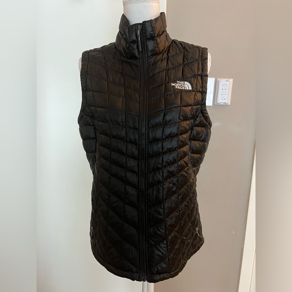 The North Face Vest - Picture 2 of 9